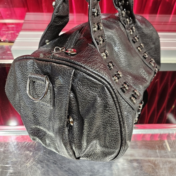 Vintage Barrel Bag Purse with Studded Skulls Black Faux Leather Medium Size HTF - Picture 3 of 12